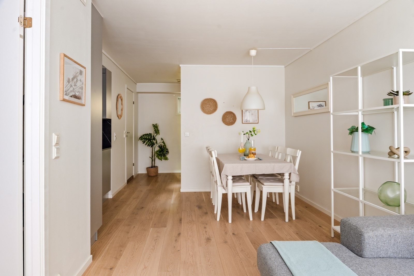 Utformingen gjør det også enkelt å innrede med spisestue Galleribilde