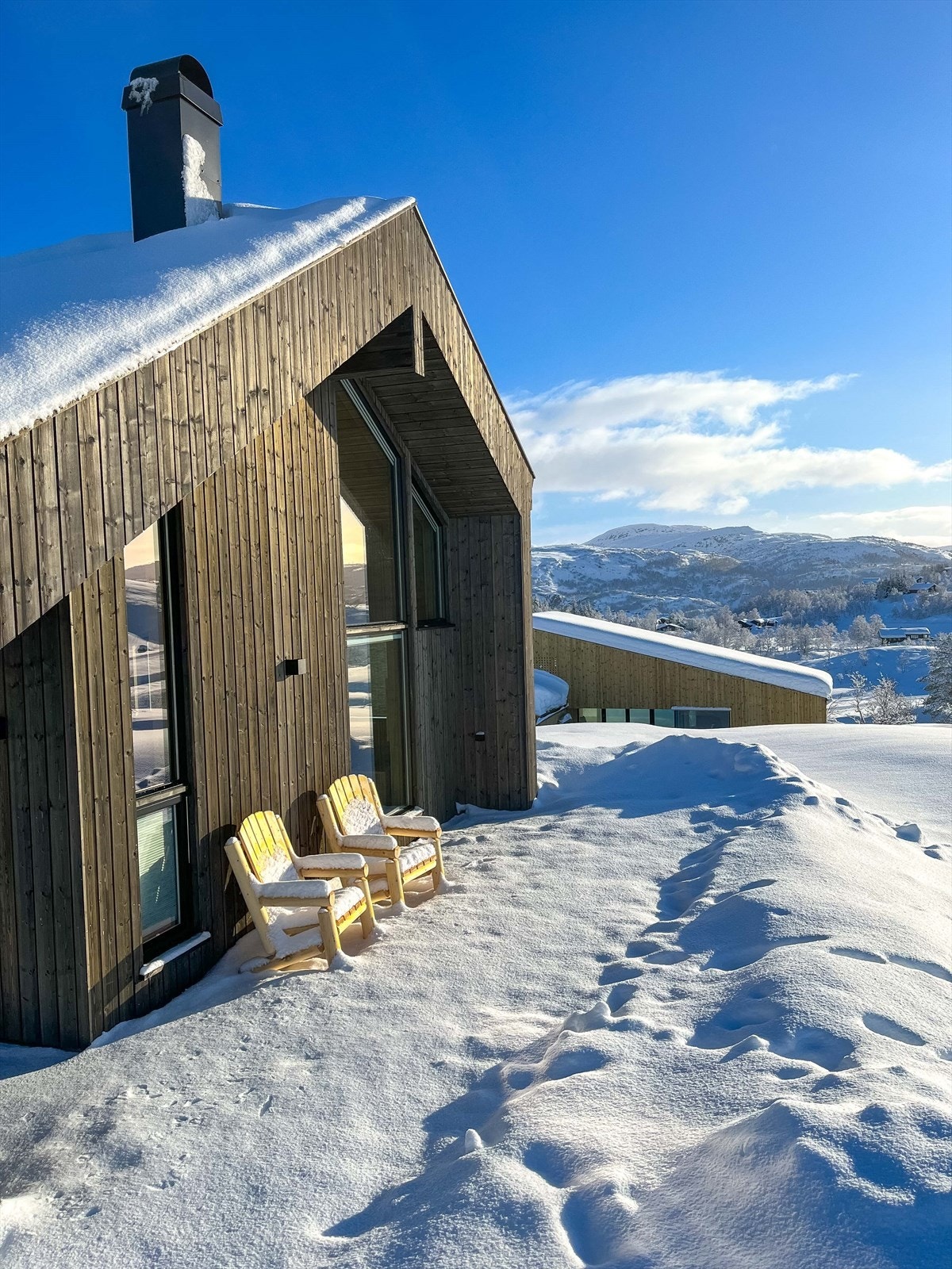 Fra eiendommen er det kort vei til Ålsheia skisenter. Galleribilde