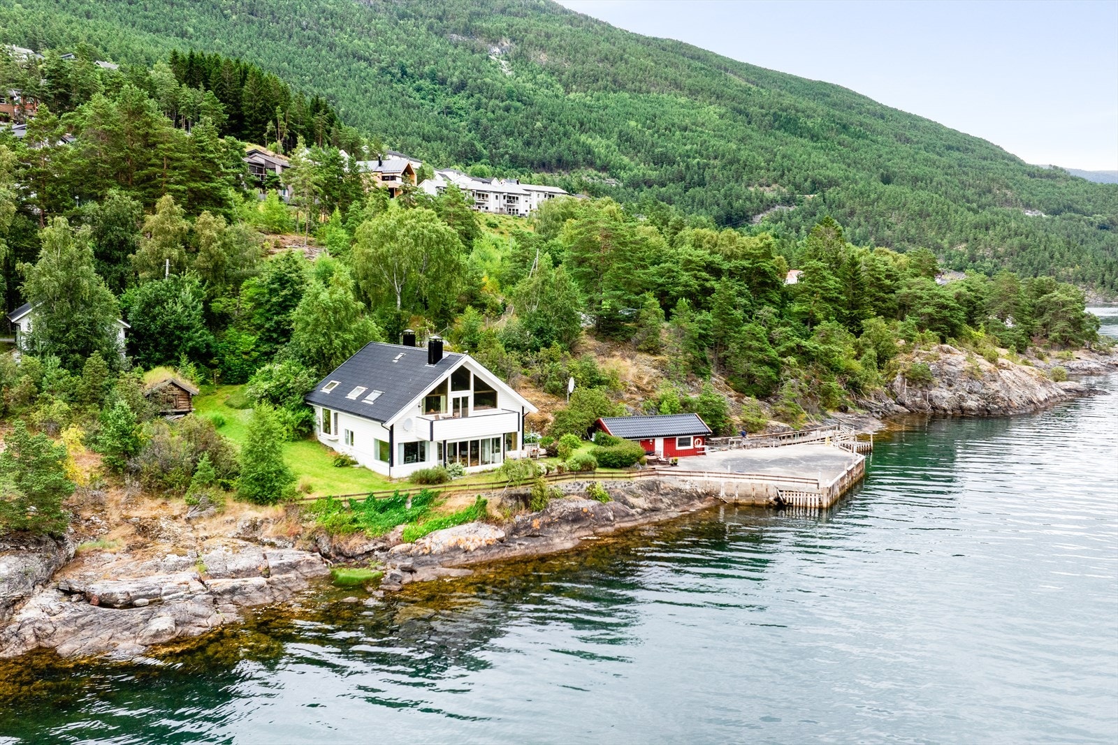 Velkomen til bustaddraumen ved fjorden! Galleribilde