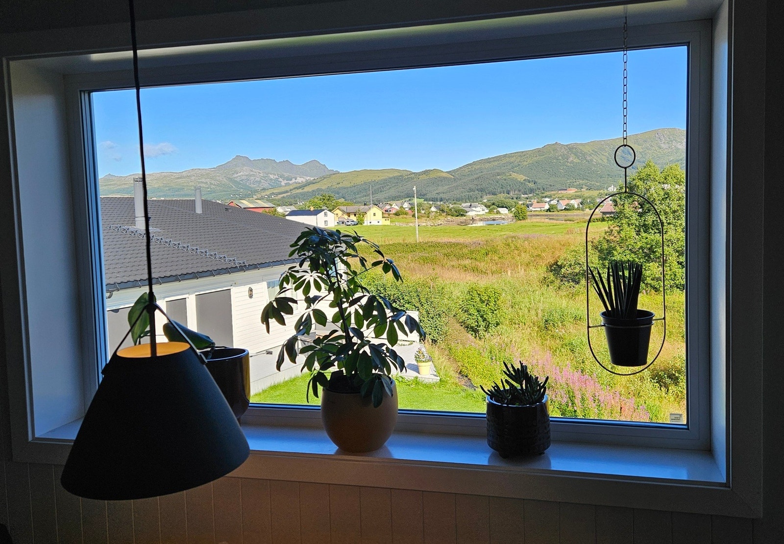 Bilde fra selger - utsikt fra spisebordet. Galleribilde