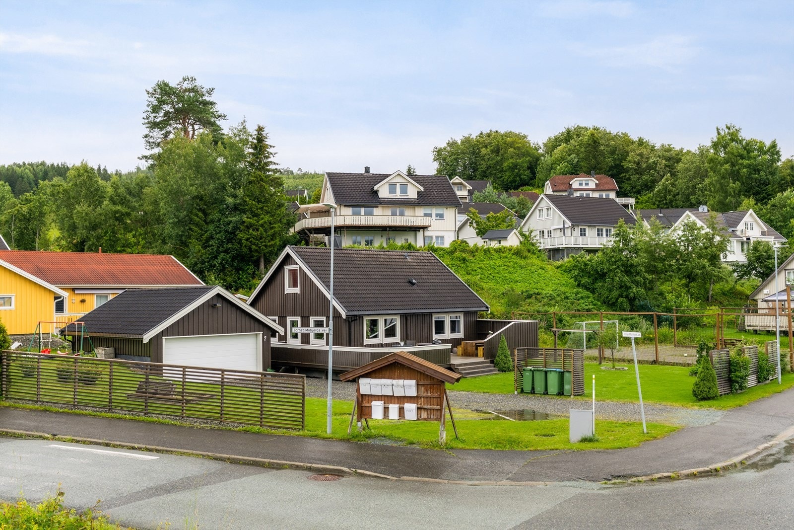 Hjørnetomt og friområde som nabo Galleribilde