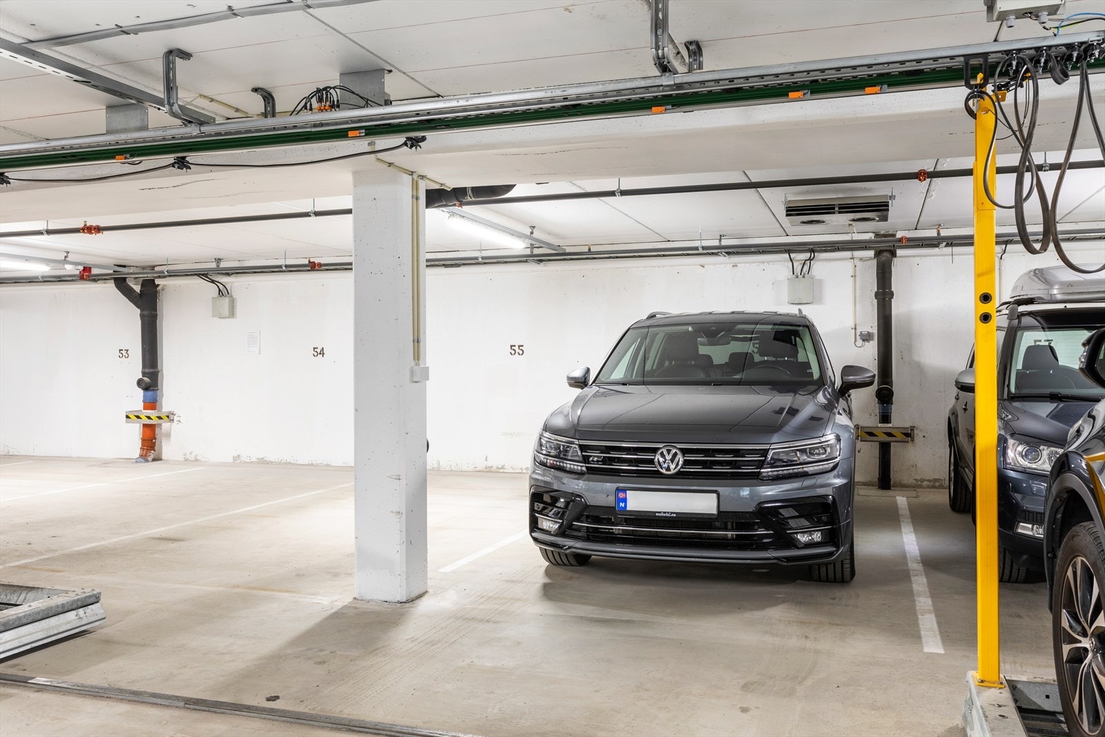 Leilegheita disponerer òg bod og parkeringsplass i felles parkeringskjellar. Galleribilde