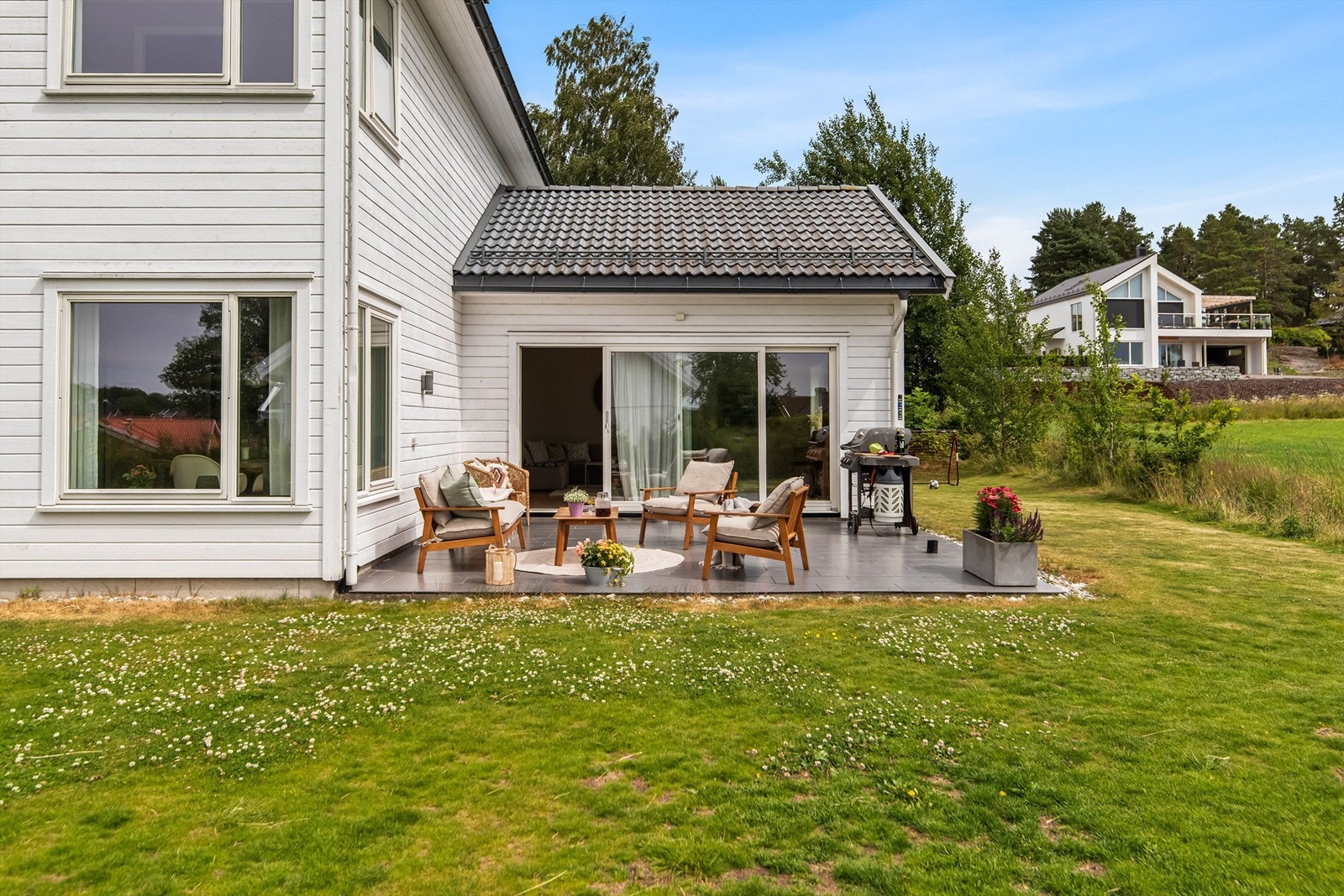 Boligen fremstår innbydende og velholdt. Galleribilde