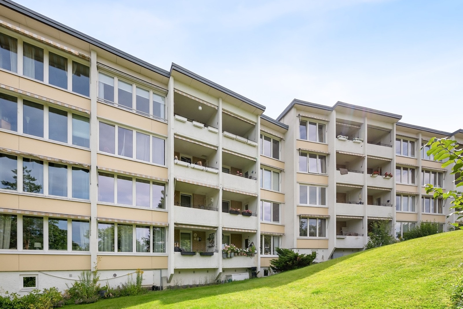 Boligen ligger i byggets 4.etasje Galleribilde