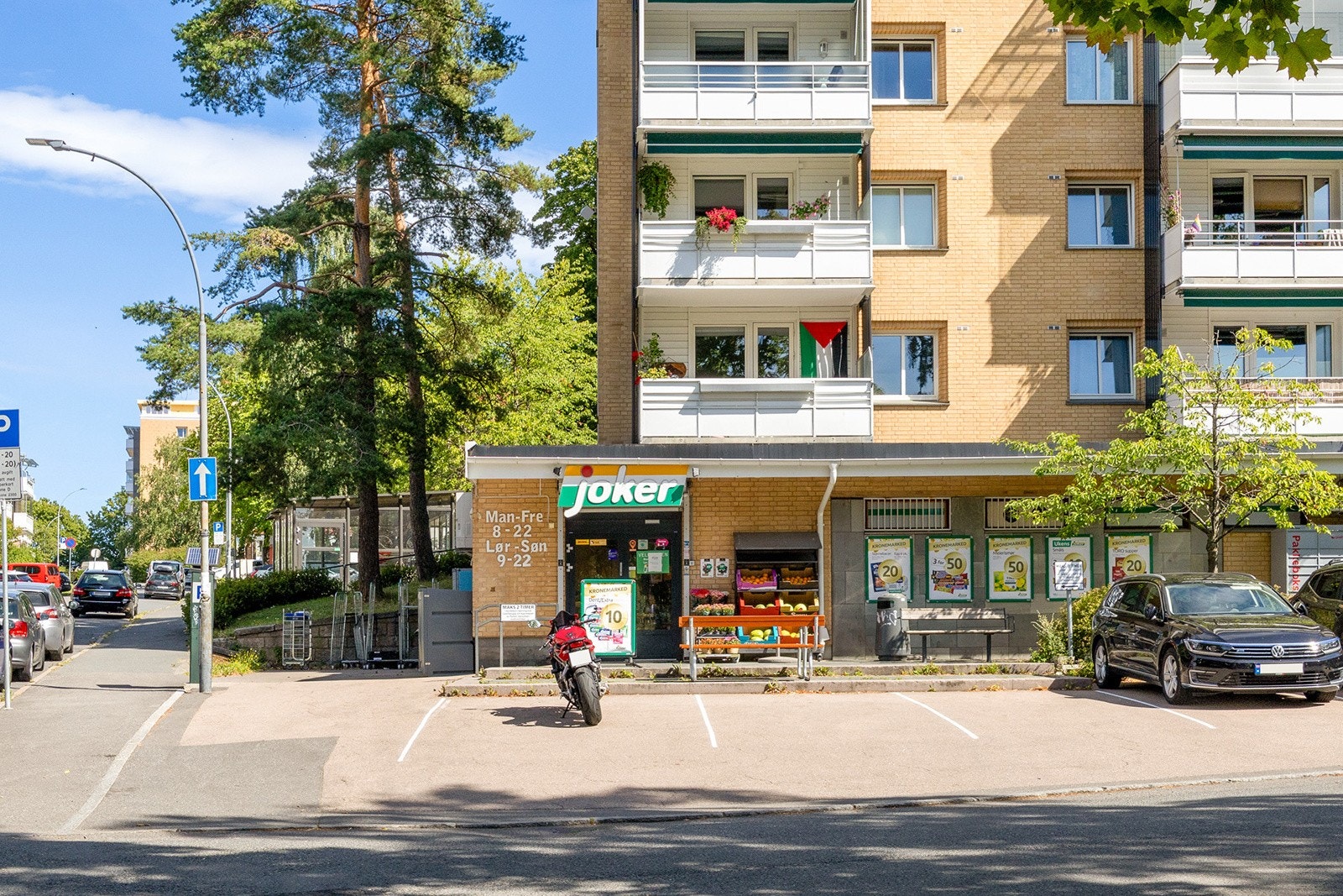 Nærbutikk åpent alle dager Galleribilde