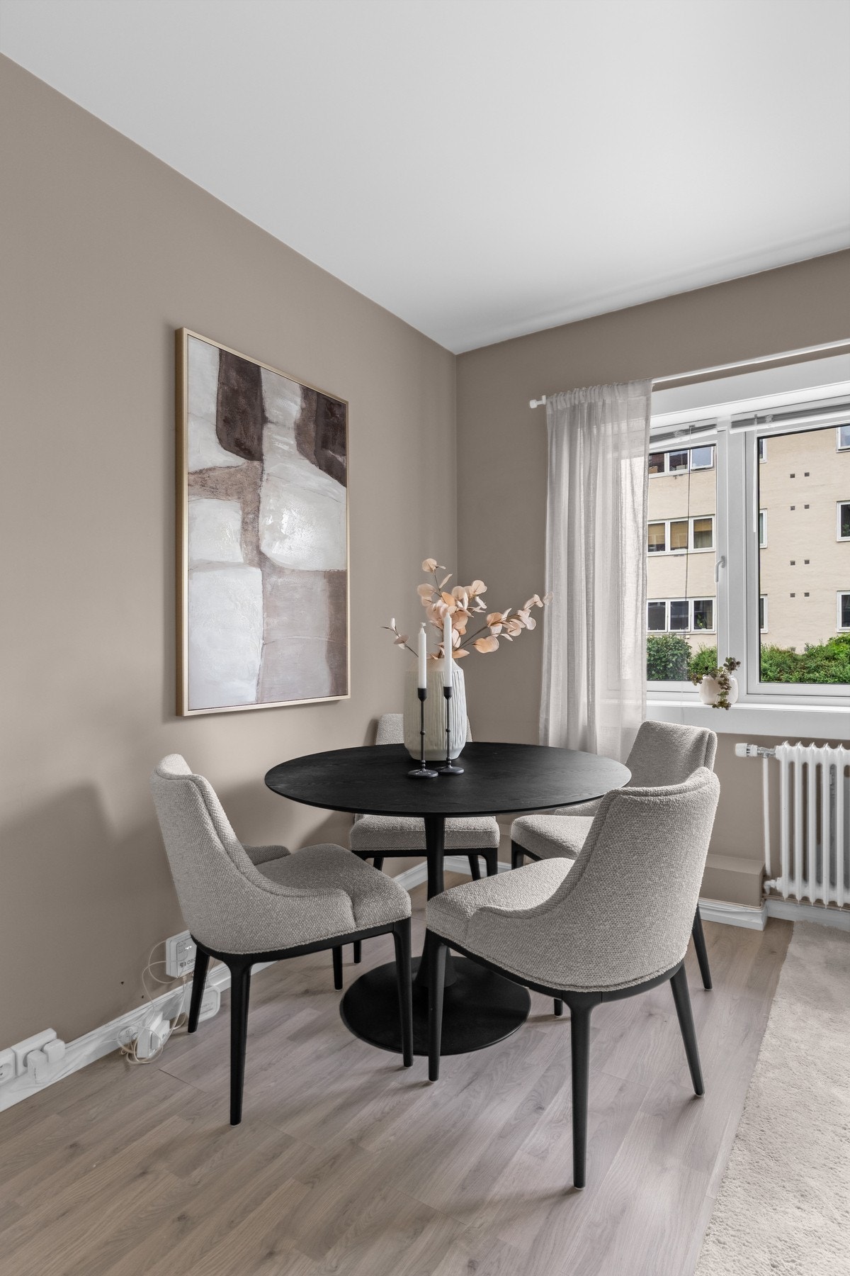 Hyggelig spisesone, her kan du samle familie og venner Galleribilde