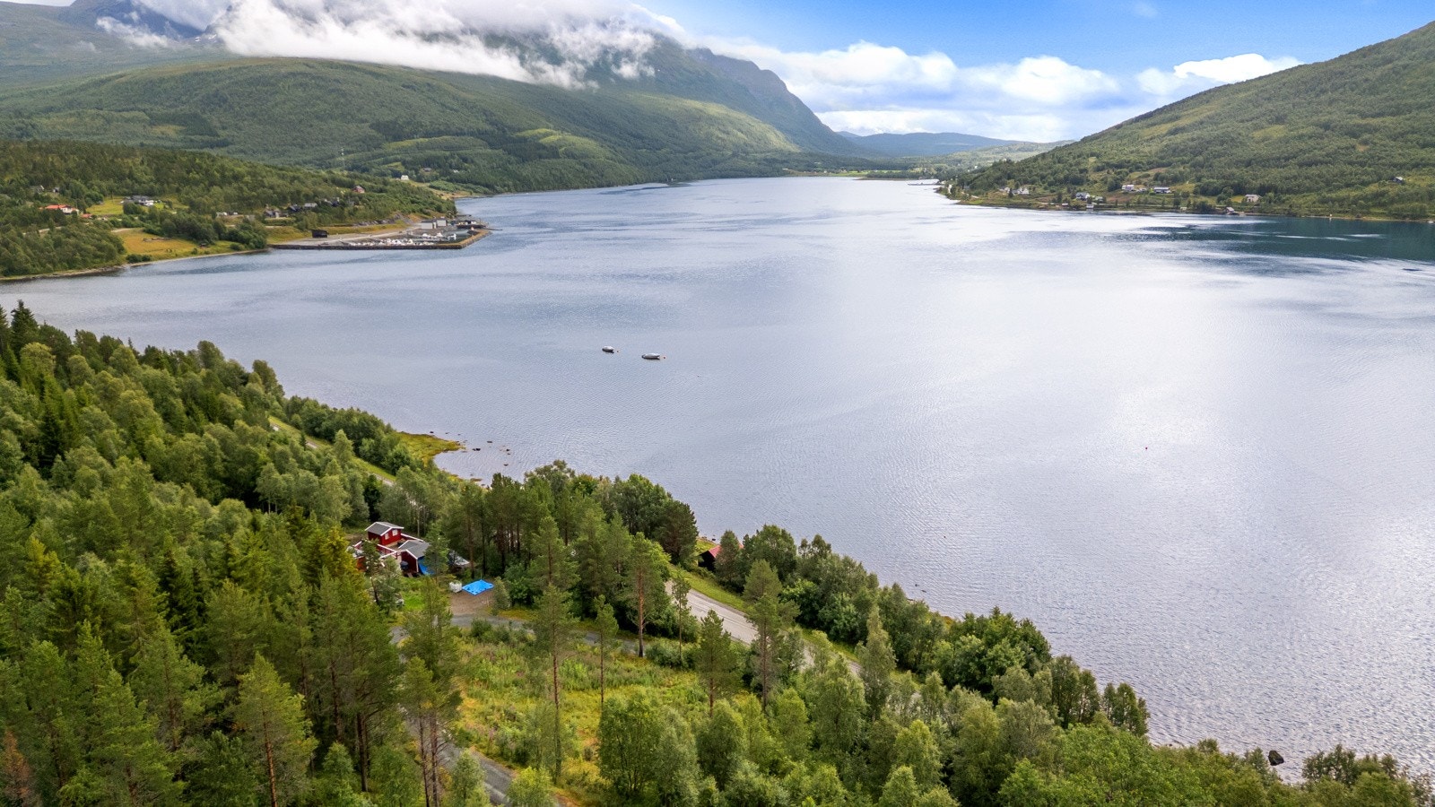 Området er et attraktivt utgangspunkt for båtliv, fiske, kajakkpadling og bading i sommerhalvåret, mens høst og vinter byr på flotte forhold for jakt, skiturer og naturopplevelser.