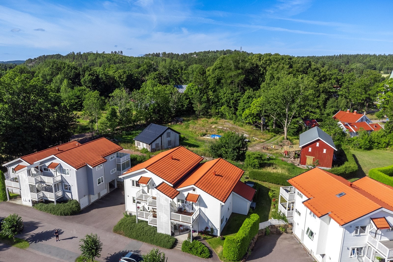 I nærområdet finnes Torød nærmiljøanlegg med blant annet fotballbane og skibakke. Galleribilde