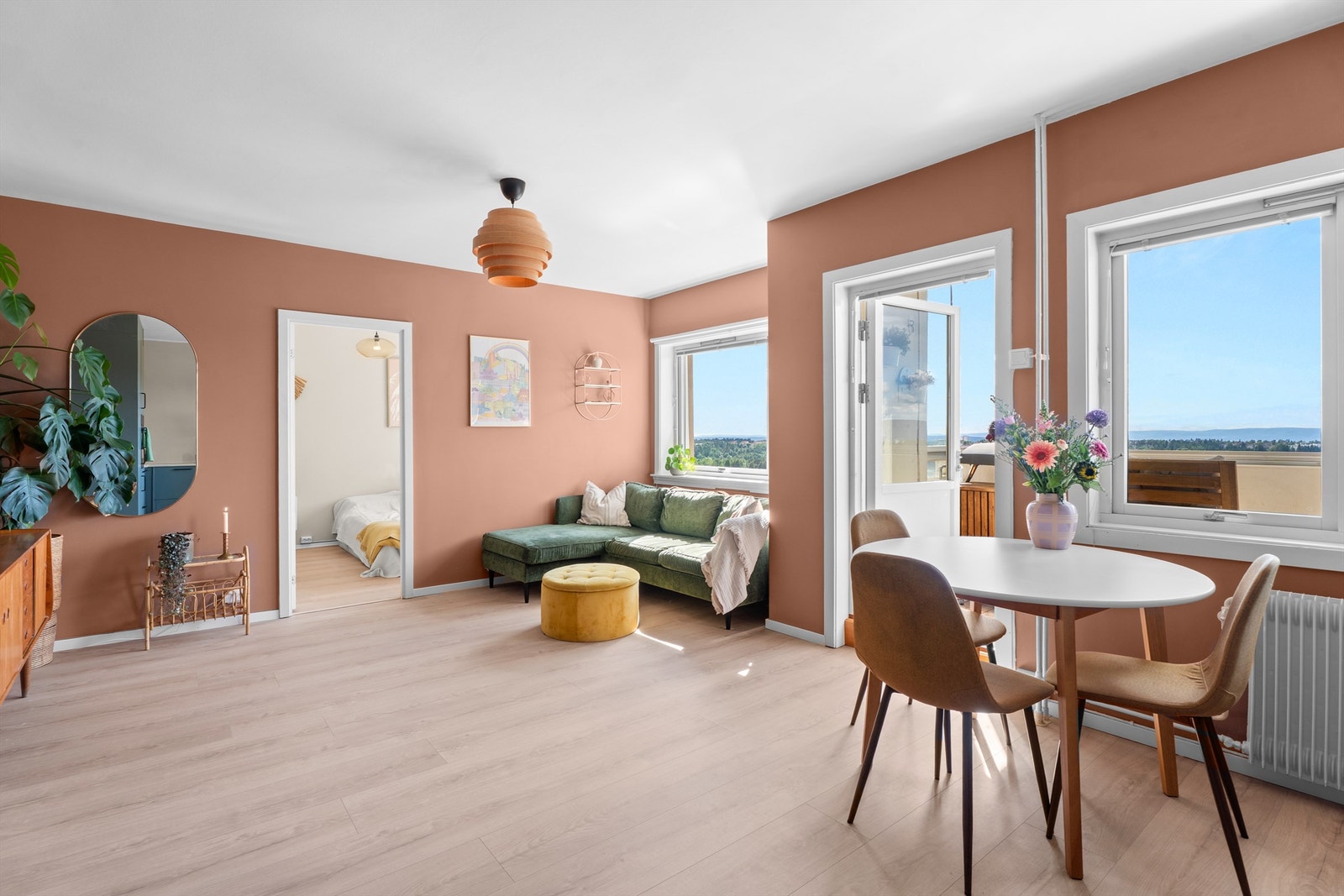 Den gode planløsningen er noe du virkelig kommer til å sette pris på i denne boligen. Galleribilde