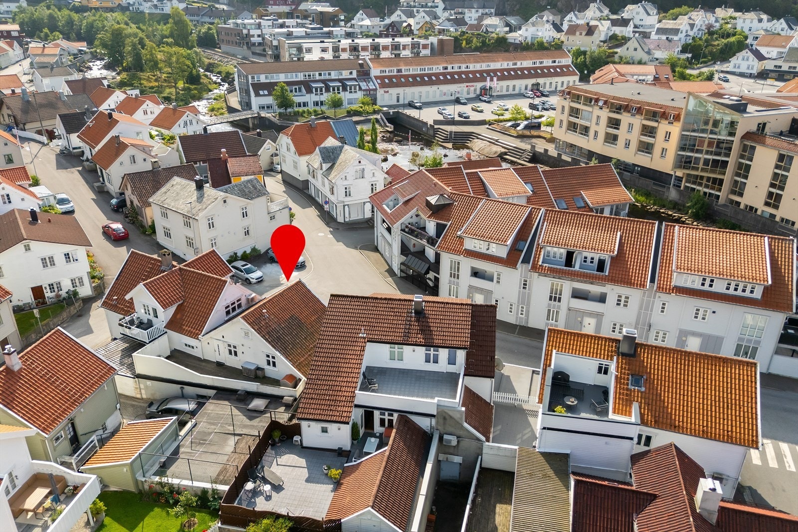 Sentral fin beliggenhet. Galleribilde