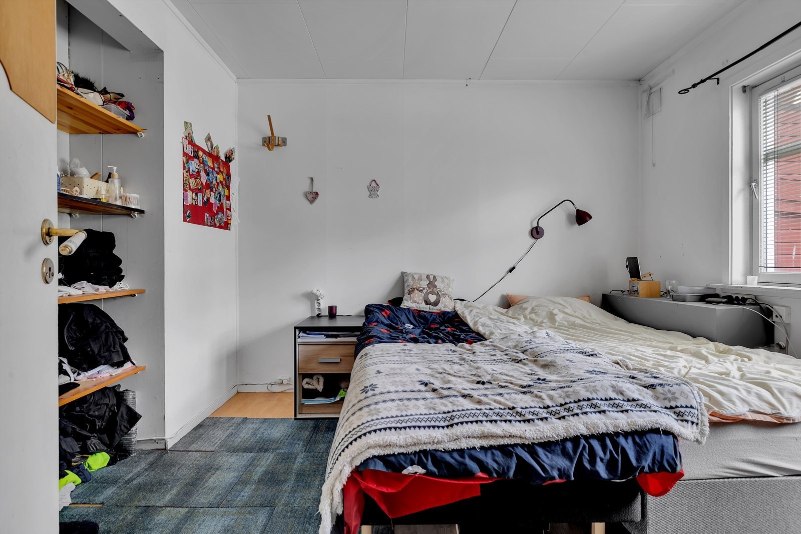 Soverom 3- med god plass til seng og annet ønsket møblement. Galleribilde