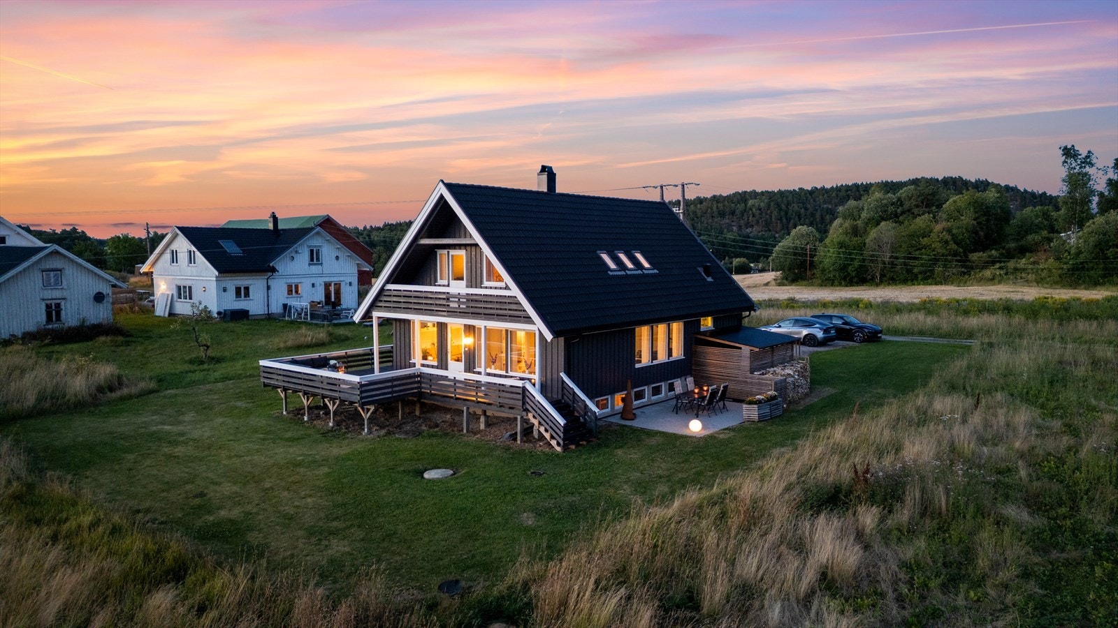 En stor og innholdsrik eiendom med mange muligheter. Galleribilde