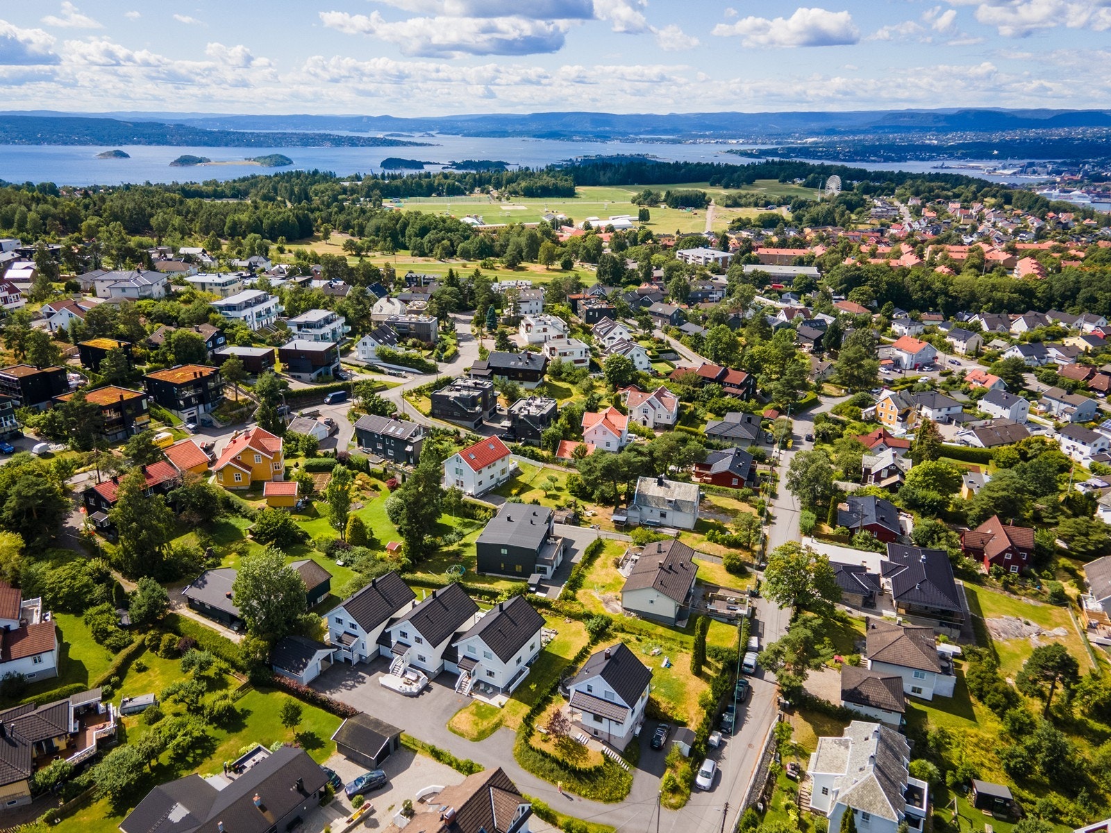 En innholdsrik bolig med attraktive kvaliteter og flott beliggenhet Galleribilde