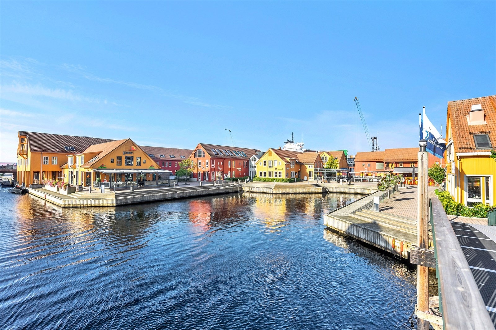 Fiskebrygga. Galleribilde