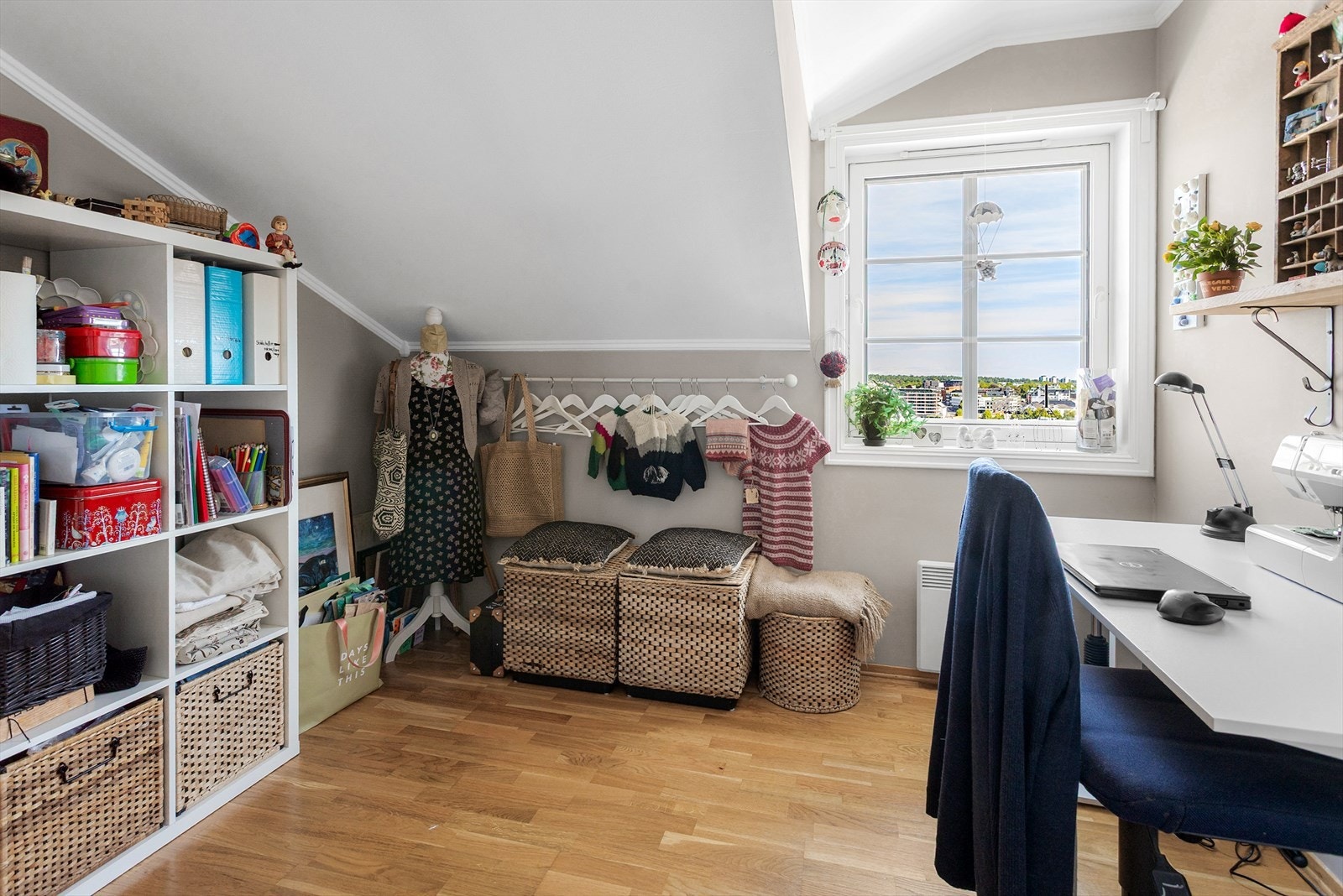 Det tredje soverommet egner seg godt som kontor, gjesterom eller hobbyrom. Galleribilde