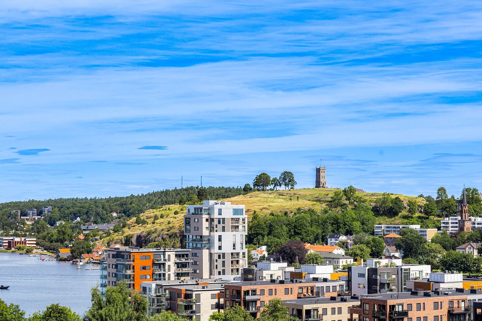 Slottsfjellet og Tønsberg sentrum ligger en kort spasertur unna. Galleribilde