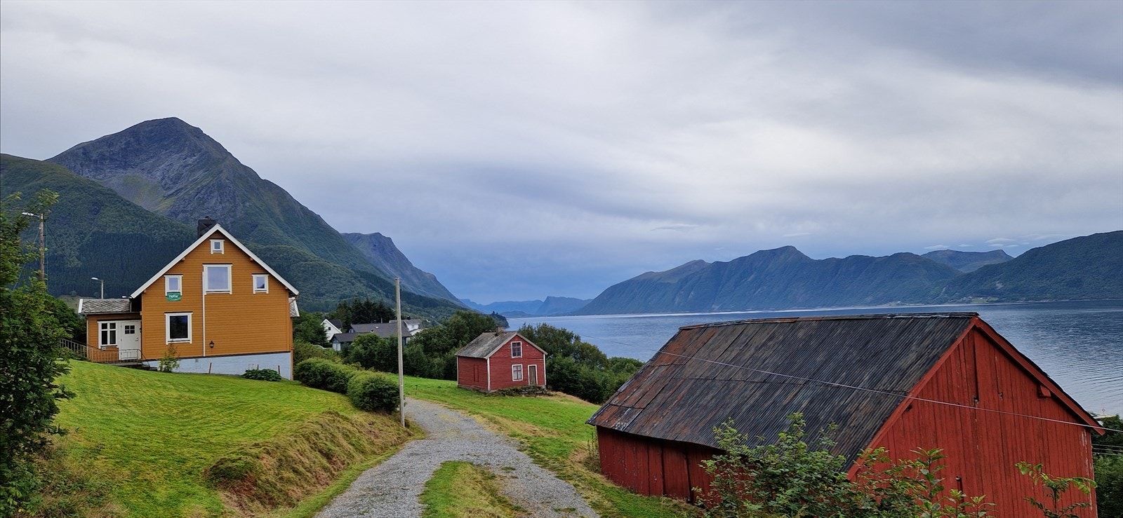 Velkommen til Vartdalsstranda 961 v/ Ludvig Sandström, Notar Galleribilde
