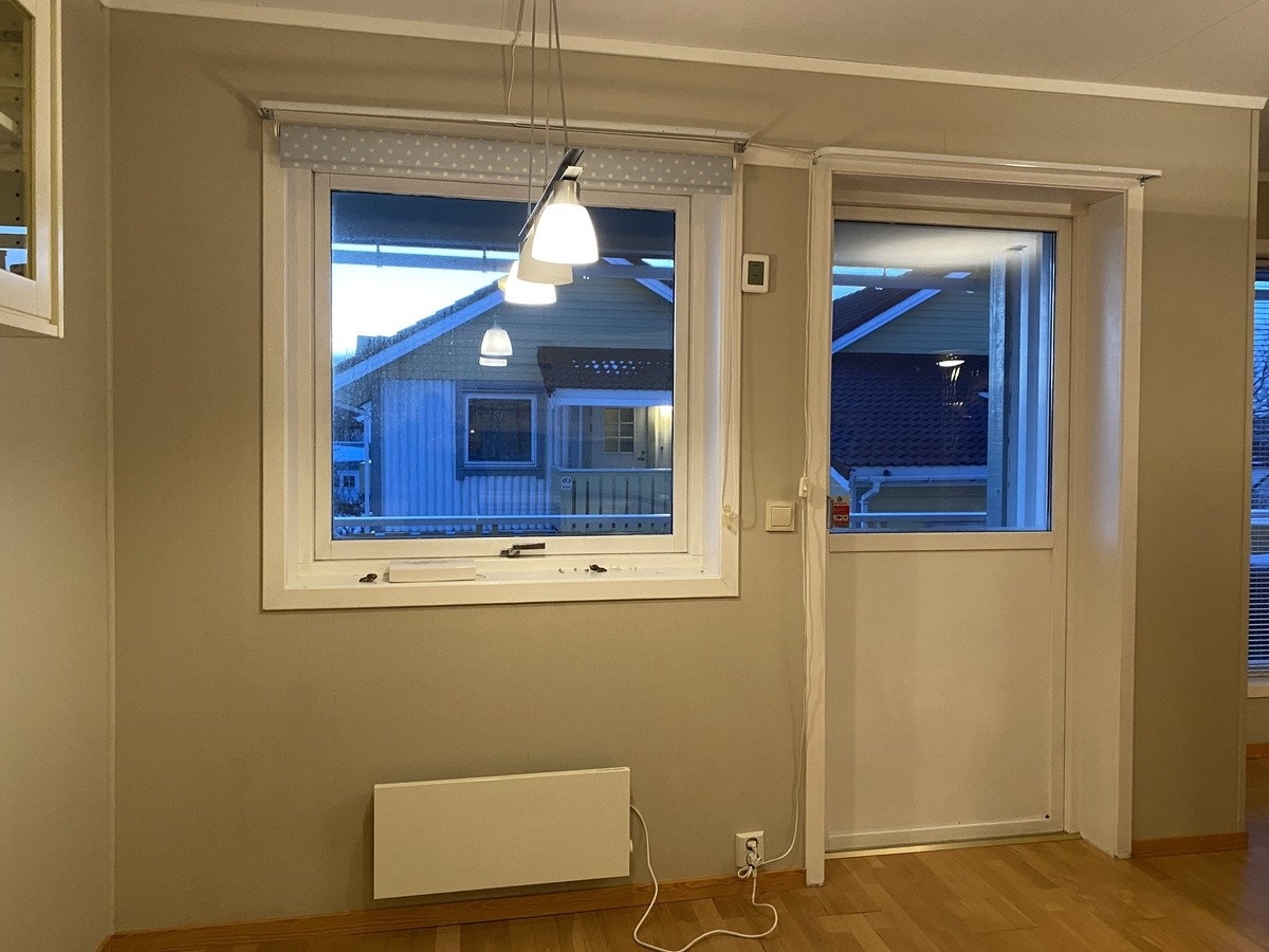 Kjøkken med utgang til veranda Galleribilde