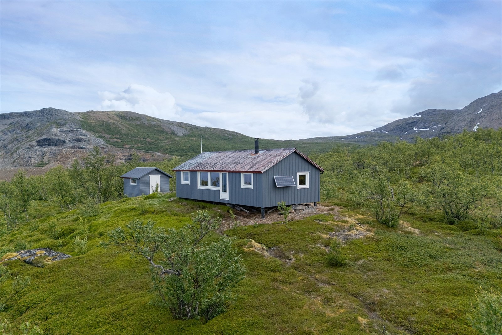 Her kan du nyte stillheten, den friske fjelluften og den storslåtte naturen året rundt. Galleribilde