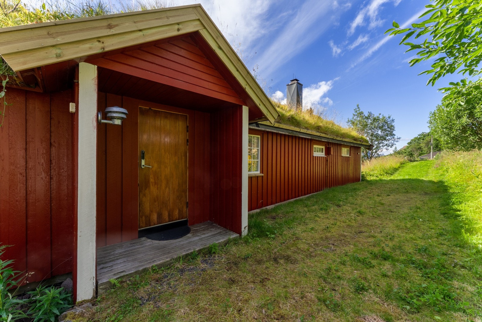 Overbygd inngangsparti. Galleribilde
