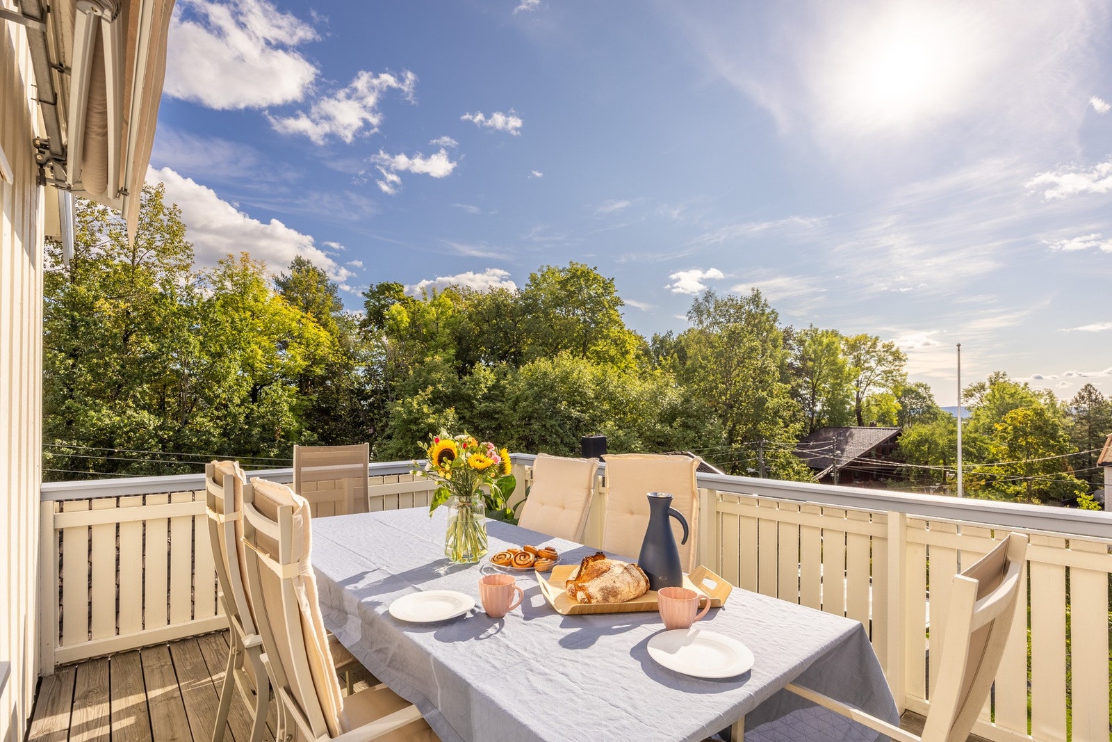 Terrasse, detalj. Galleribilde