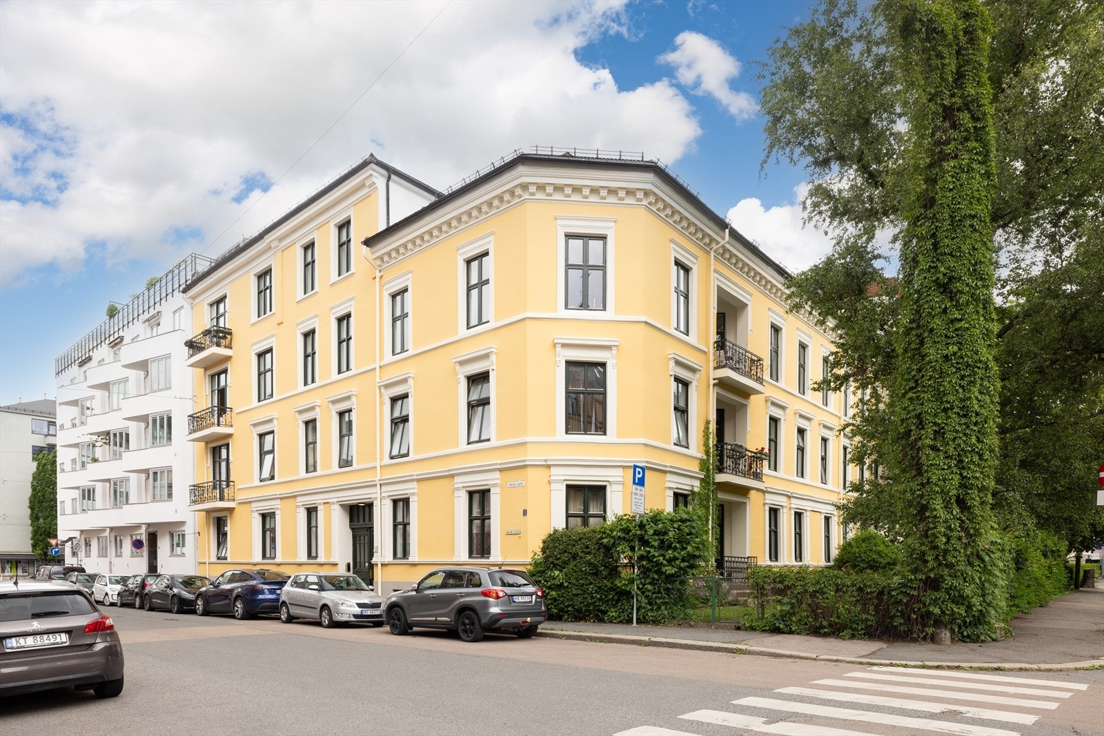 En klassisk og velholdt bygård fra 1892. Av vedlikehold den senere tid kan det nevnes at sameiet pusset opp fasader og alle oppganger i 2022, brannforebygging ble gjort i 2022 og bakgården ble gravd opp og drenert i 2024. Galleribilde