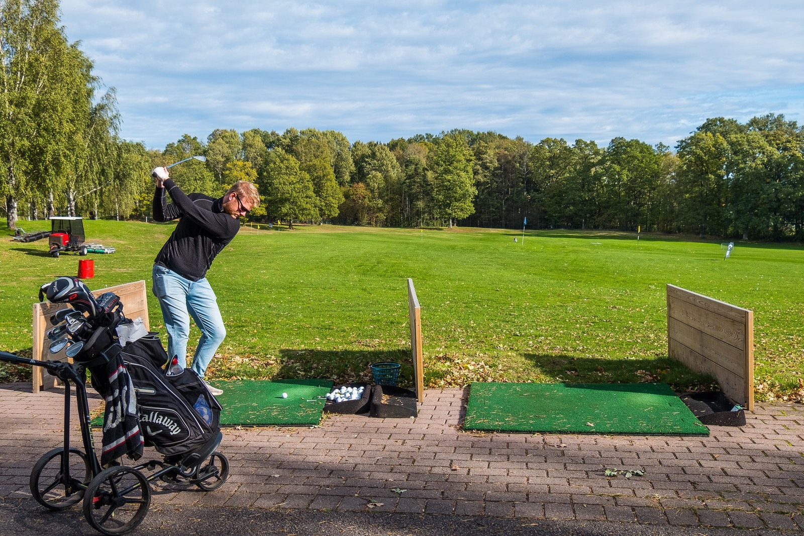 Ca. 7-8 minutters kjøring til Borre golfbane Galleribilde