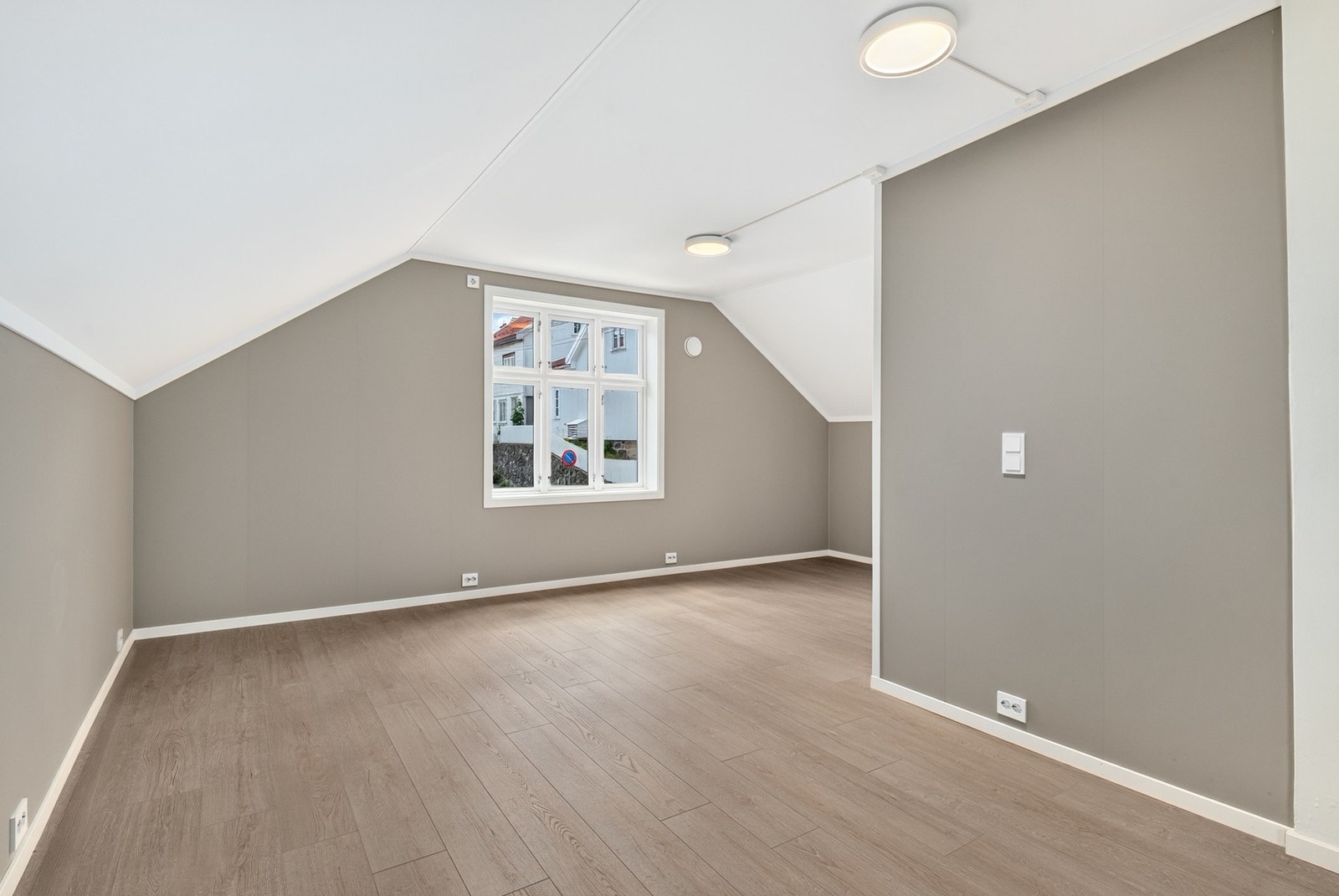 Meget romslig stue. Galleribilde