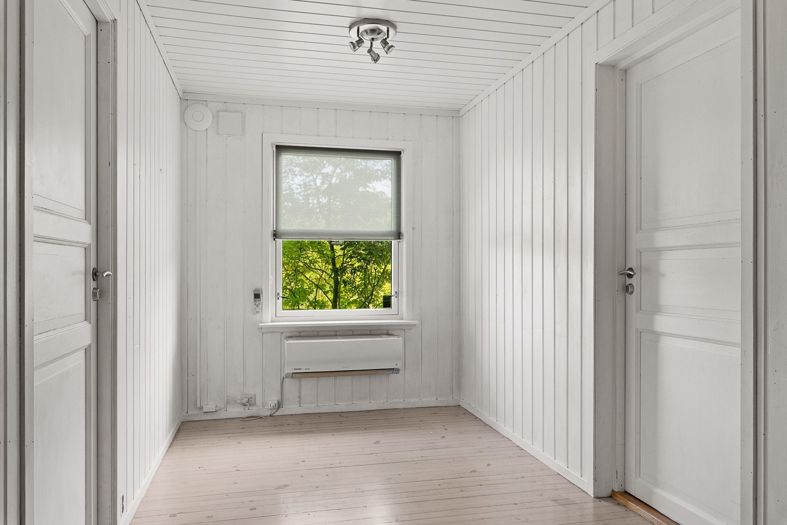 Gang i underetasjen Galleribilde