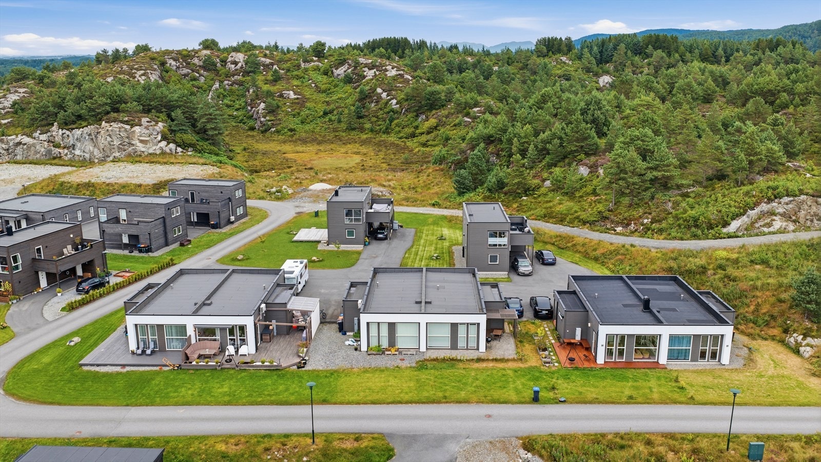 Området er barnevennlig, og tilbyr sentrale men naturskjønne omgivelser! Galleribilde