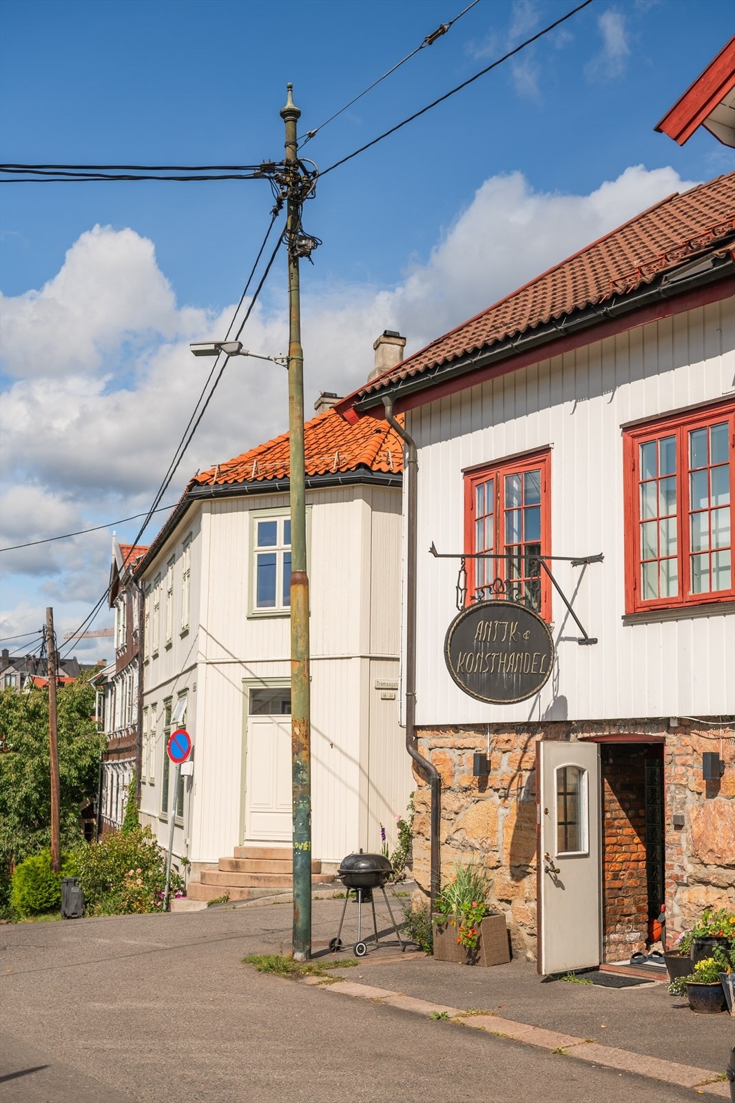 Området utviklet seg fra å være et arbeiderstrøk med små hus og trange gater til et sjarmerende og levende boligområde med tydelig historisk preg Galleribilde