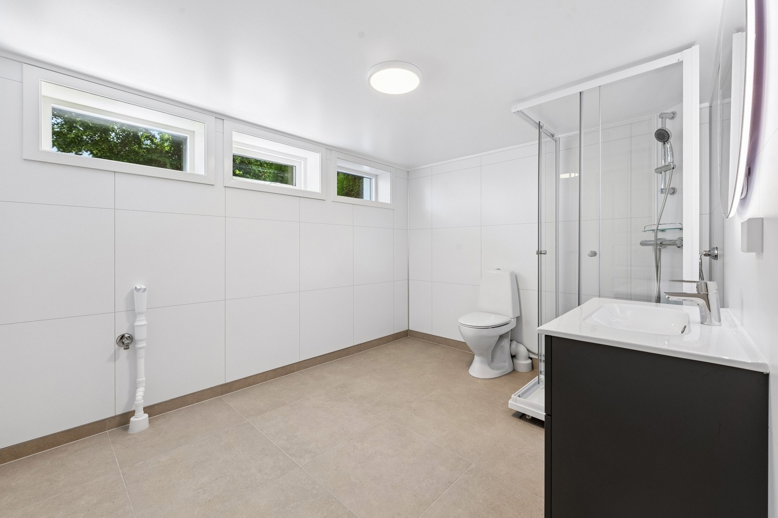 God plass til innredning av vaskerom. Galleribilde