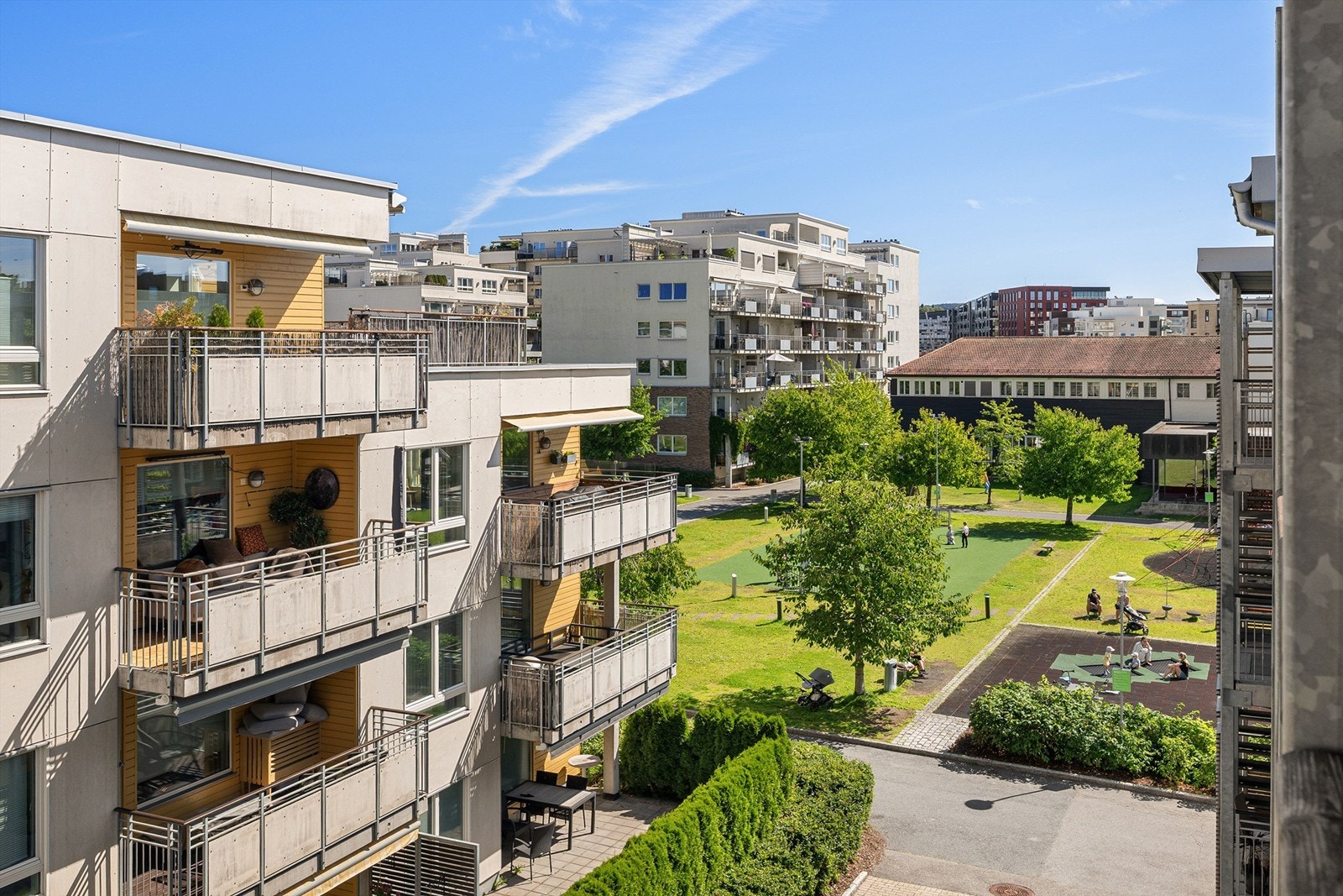 Fin utsikt mot populære Lørenparken Galleribilde