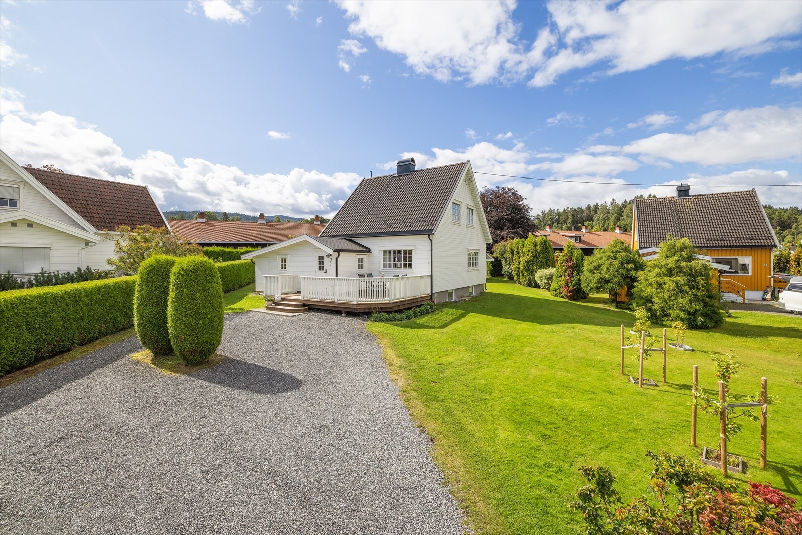 Velkommen til Forseths Veg 7! Foto: Normann foto.
En innholdsrik enebolig som er vesentlig oppgradert med blant annet nyere tak, kledning og vinduer. Galleribilde