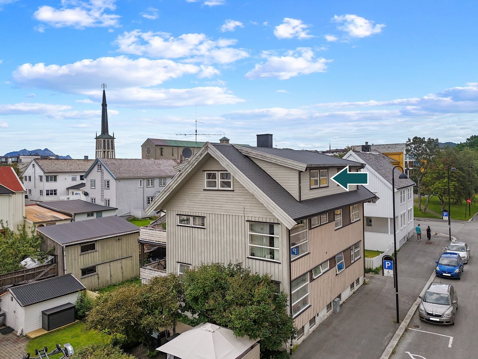 Sentral beliggenhet i Bodø med gangavstand til byens servicetilbud og fasiliteter. Galleribilde