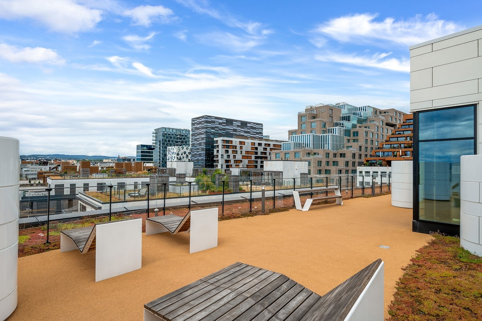 Her kan man virkelig nyte den luftige beliggenheten og panoramautsikten Galleribilde