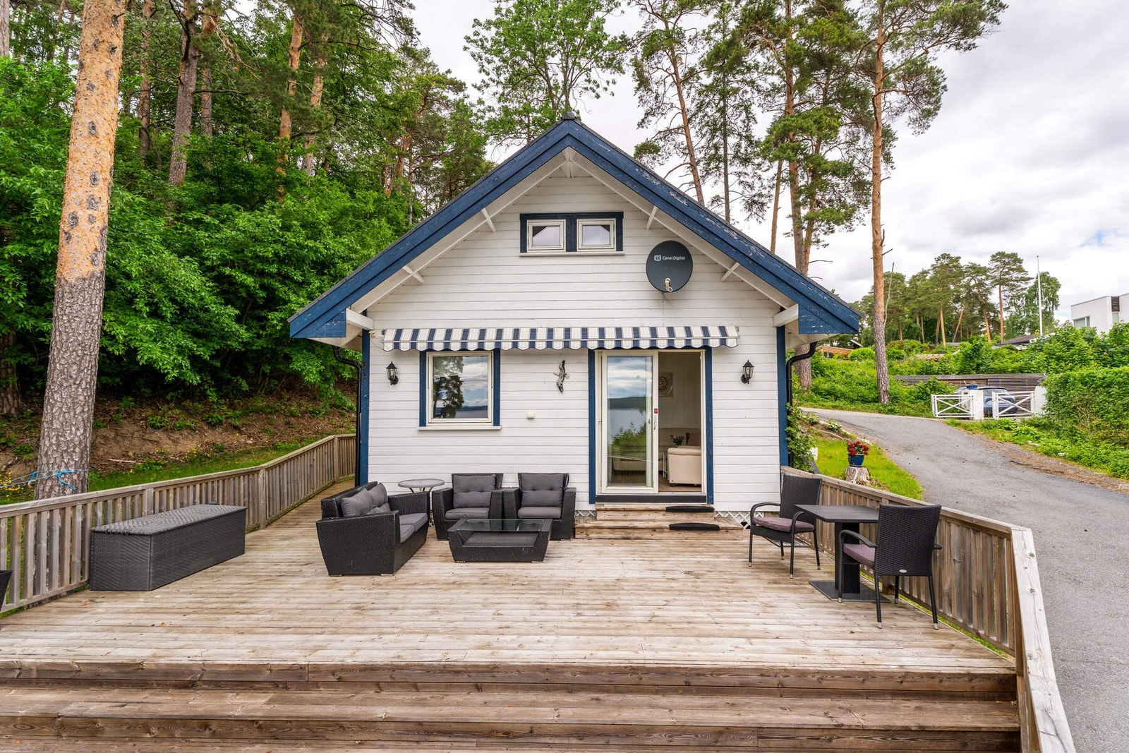 Velkommen til Korallveien 5 - Presentert av PrivatMegleren Driv v/ Mick H. S. Rødsten! Galleribilde
