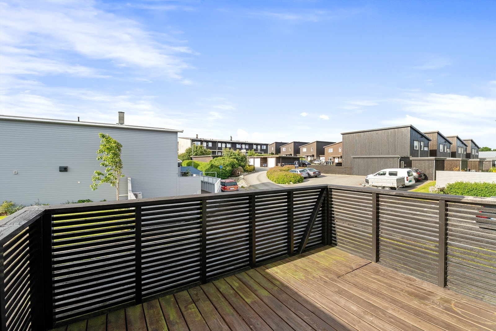 Balkongen er på 6 kvm med god solforhold Galleribilde