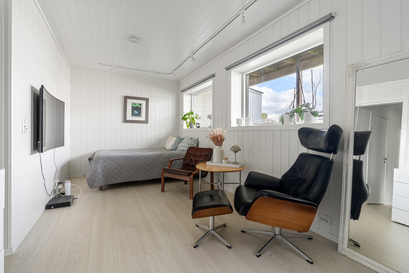Kjellerstue med godt lysinnslipp.
