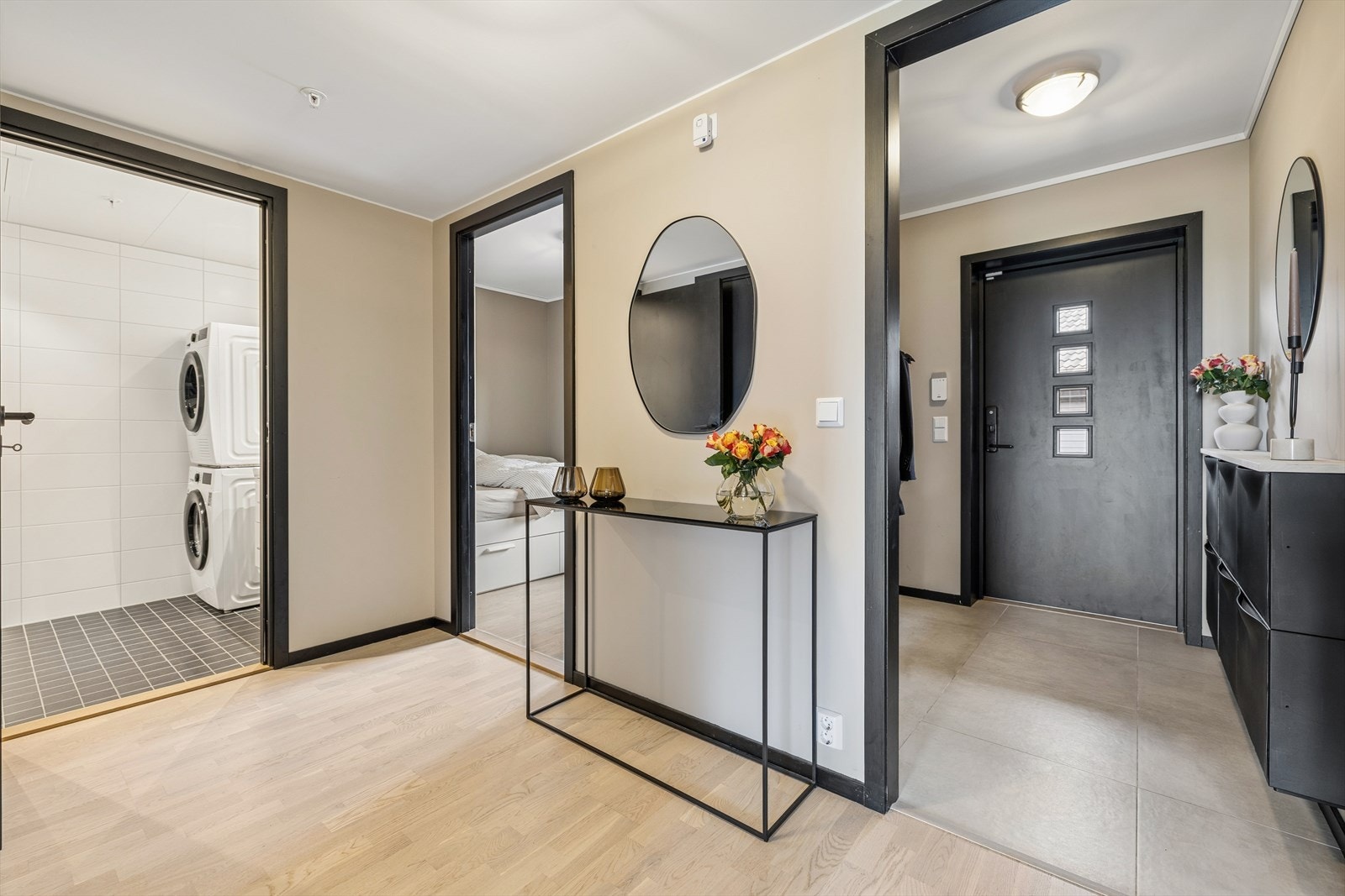 Fra gangen er det adkomst til badet. Galleribilde
