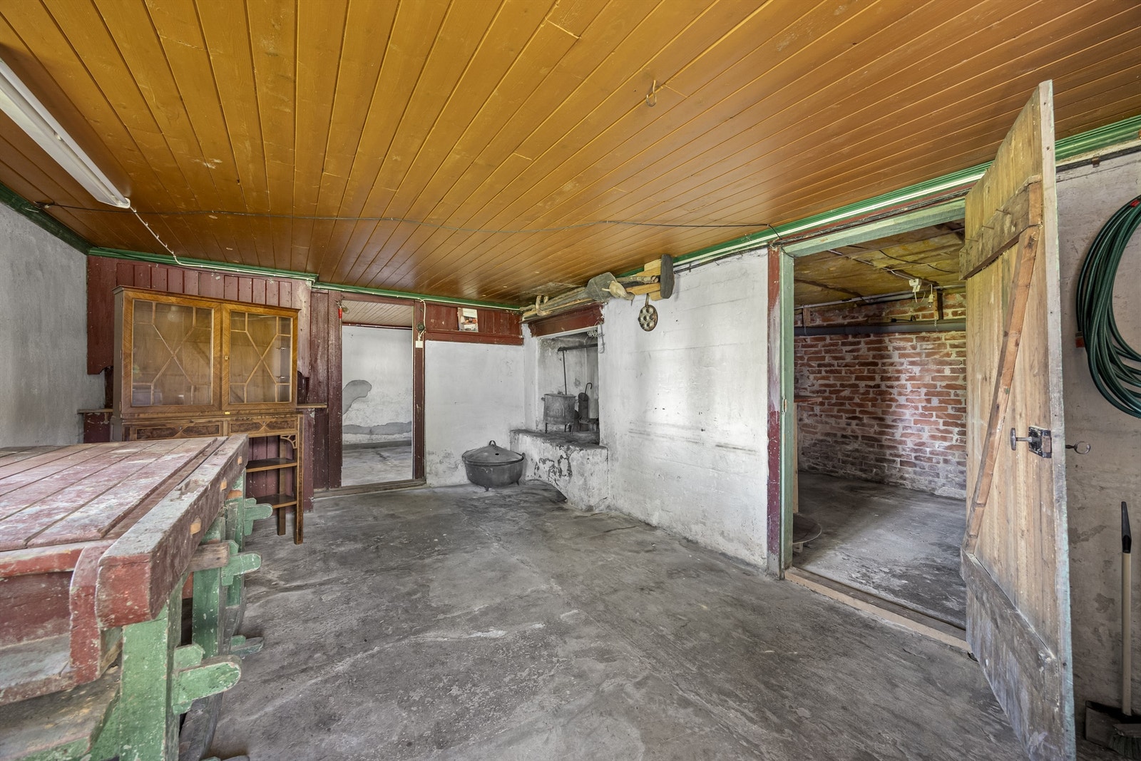 I kjelleren finner du en autentisk bakerovn i tegl- og murkonstruksjon. Galleribilde