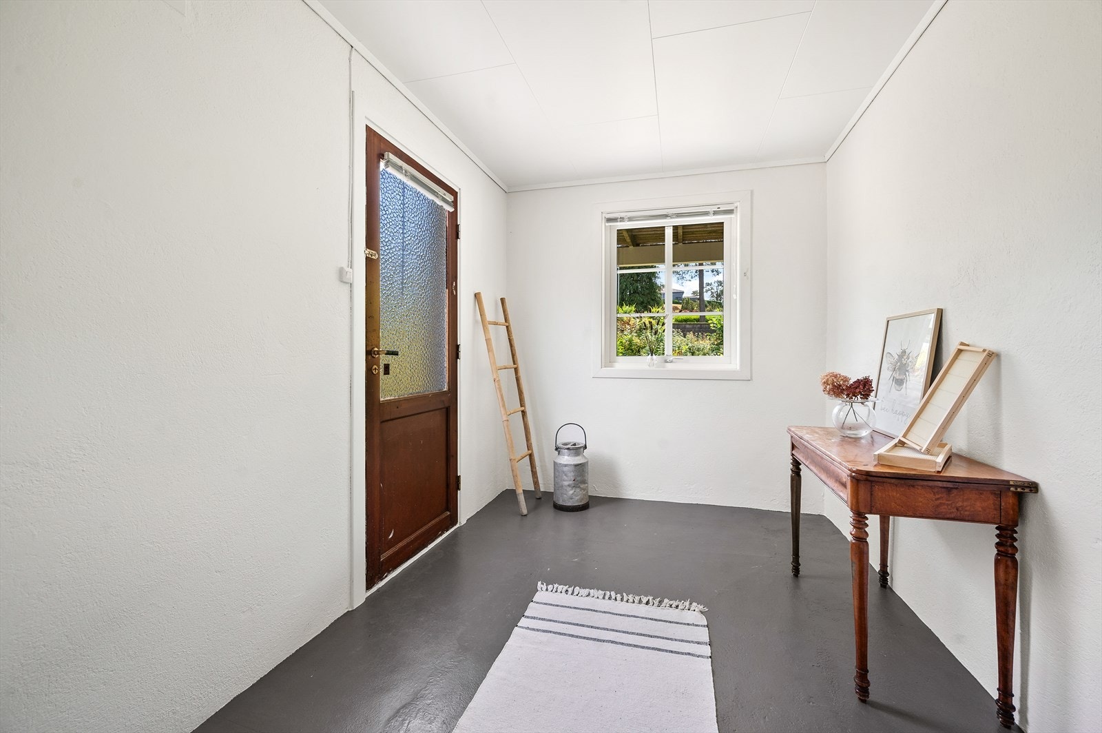Bod med utgang til hagen. Galleribilde