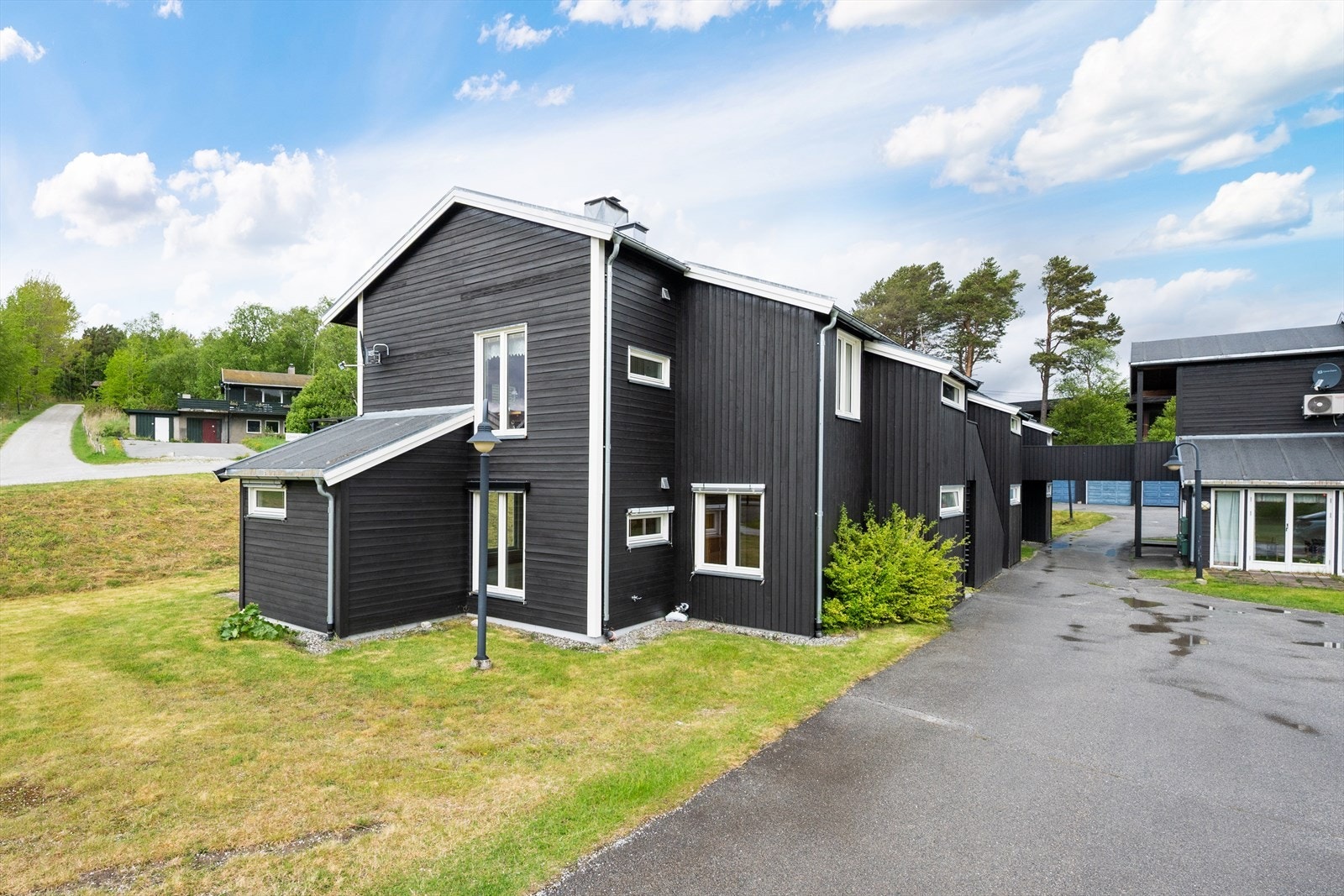 Leilighetsbygget ble oppført i 2000. Galleribilde