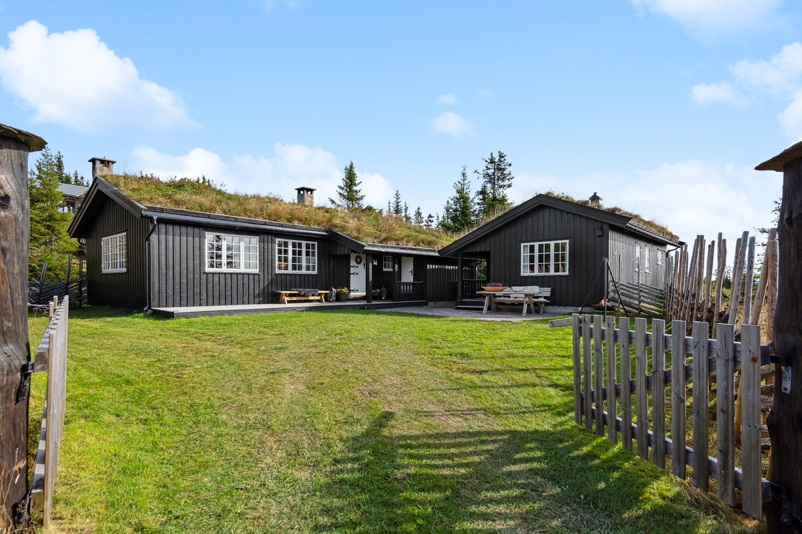 Gode parkeringsforhold på egen tomt. Galleribilde