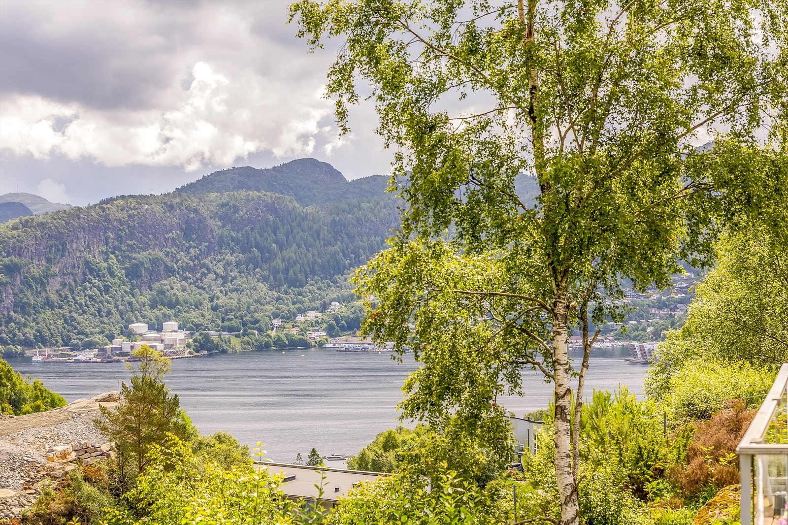 Nærområdet byr på gode turmuligheter i skog og mark. Galleribilde