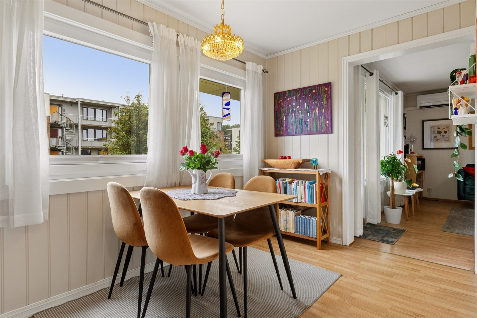 Velkommen til Fernanda Nissens veg 8 - En delikat og praktisk 2-roms med herlig beliggenhet på Persaunet! Galleribilde