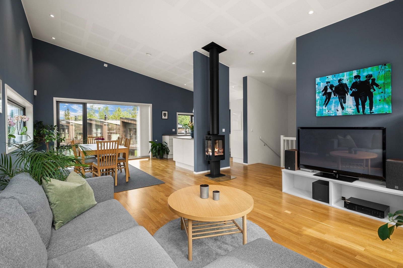 Huset har selvsagt moderne bekvemmeligheter som balansert ventilasjon som sørger for et behagelig inneklima. Galleribilde