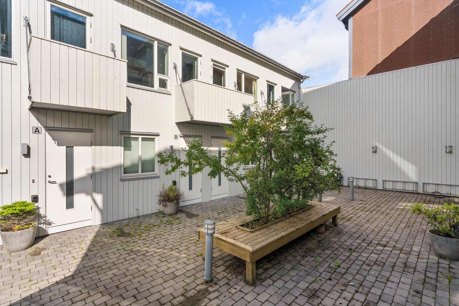 Sjarmerende og koselig uteområde.