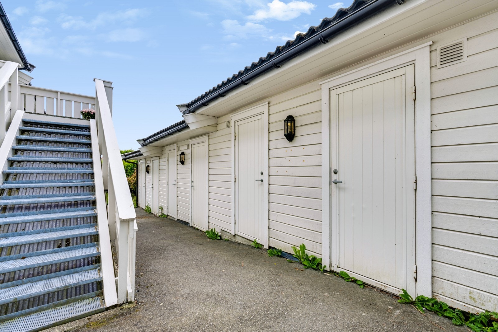 Utvendig bod. Galleribilde