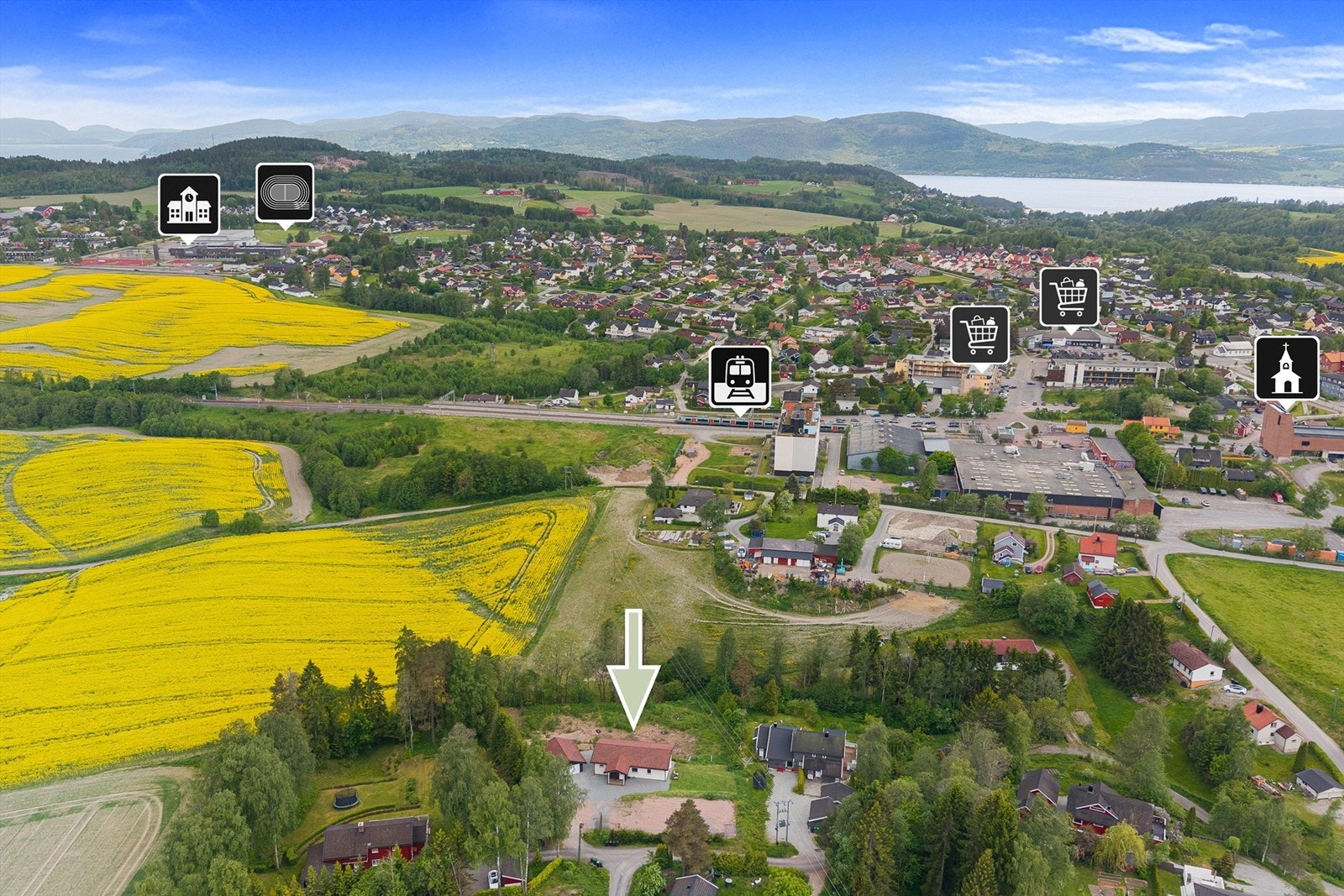 Kort vei til det Spikkestad har å by på Galleribilde